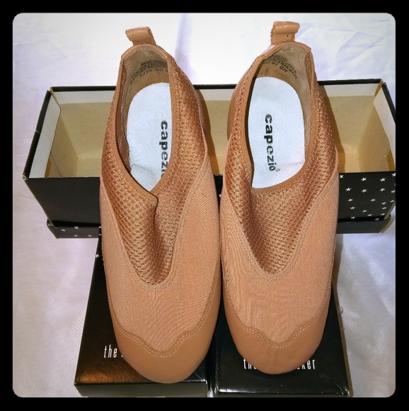 Capezio Techno Shoes - Capezio Techno slip on jazz shoes